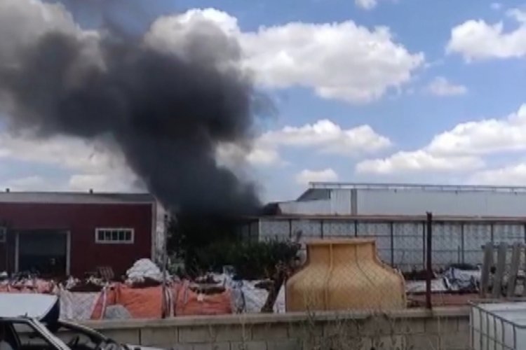 Kırşehir'de korkutan fabrika yangını