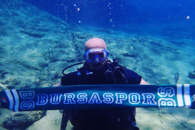 Bursaspor sevgisi zaman - mekan tanımıyor