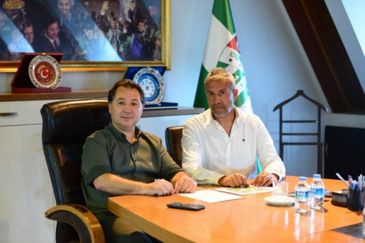 Bursaspor'da sportif direkt&ouml;r&uuml; Mustafa G&ouml;nden: Ateşten g&ouml;mlek giydiğimi biliyorum