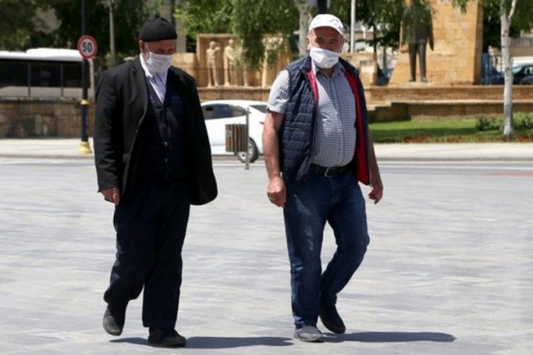 65 yaş &uuml;st&uuml; vatandaşlara "sokağa &ccedil;ıkma kısıtlaması" getirildi