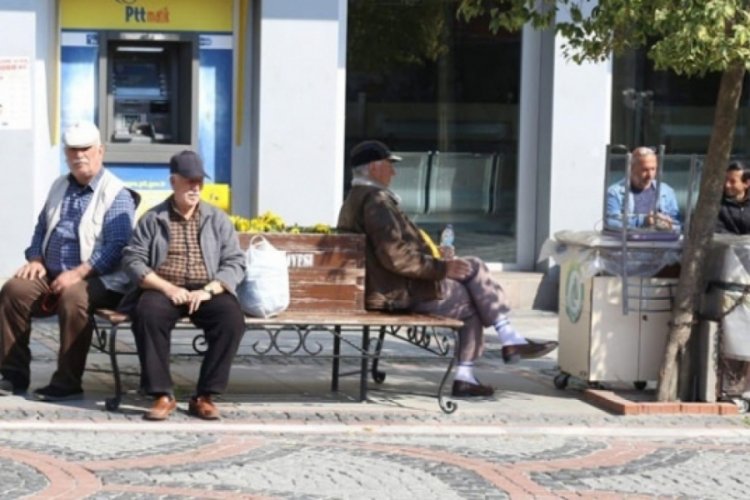 İşte 65 yaş &uuml;st&uuml;ne kısıtlama getirilen iller
