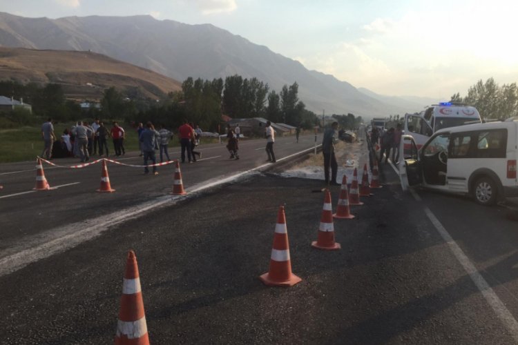 Van'da trafik kazası
