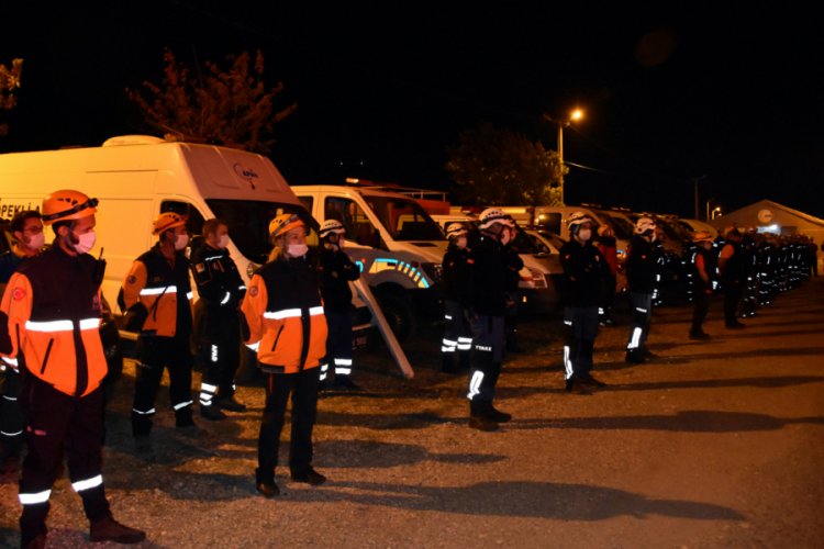 Bursa'da Marmara Depremi'nde hayatını kaybedenler anıldı
