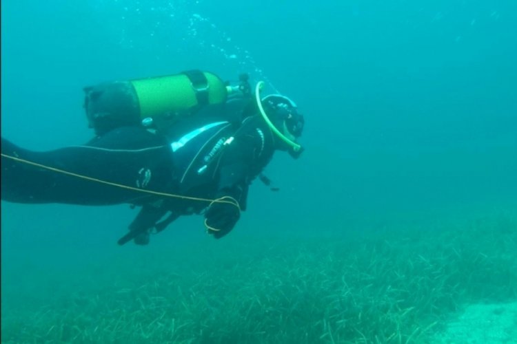 Fo&ccedil;a'da 7 yaşındaki Sarp'ı arama &ccedil;alışmalarına ara verildi