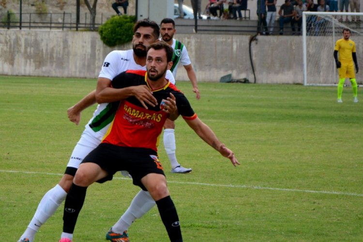 Futbol d&uuml;nyası Melih Vardar'a ağlıyor