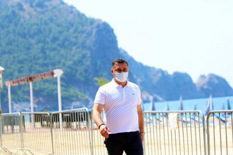 Babasında koronavir&uuml;s &ccedil;ıkan belediye başkanı evinde izole oldu