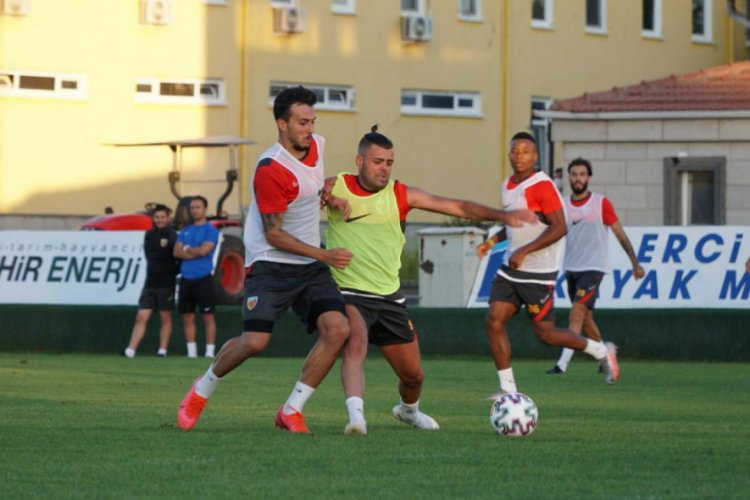 Kayserispor'da yeni sezon hazırlıkları s&uuml;r&uuml;yor