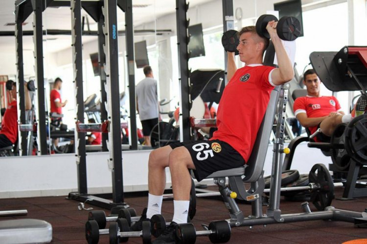 Eskişehirspor yeni sezon hazırlıklarını s&uuml;rd&uuml;r&uuml;yor