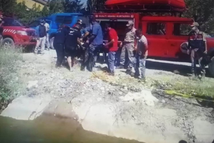 Sulama kanalında d&uuml;şen &ccedil;ift&ccedil;i boğuldu