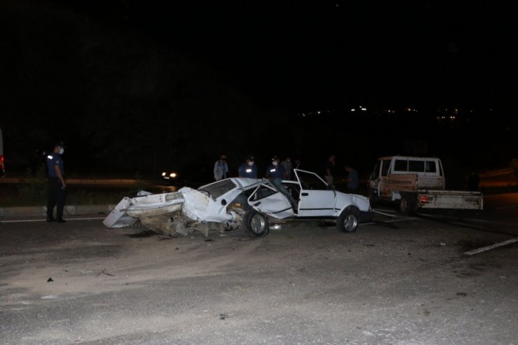 &Ccedil;aldığı otomobille kaza yapan şahıs ağır yaralandı