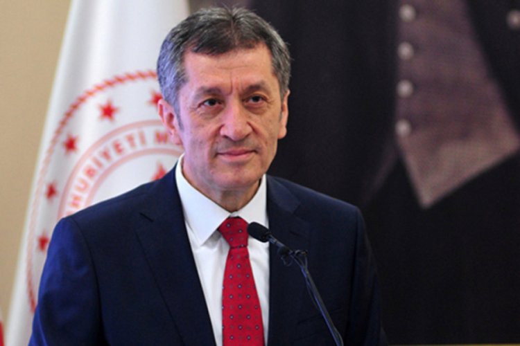 Bakan Sel&ccedil;uk: Okullarımızı 21 Eyl&uuml;l'de a&ccedil;ma &ccedil;abasındayız