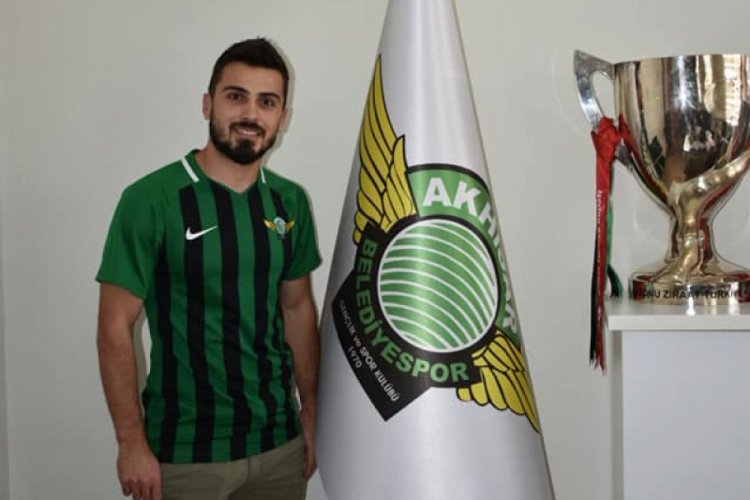 Akhisarspor'da Eray'dan imza