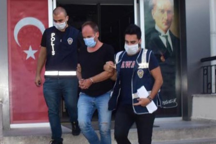 5 yıl &ouml;nce boşandığı eşini bı&ccedil;akla tehdit etmiş