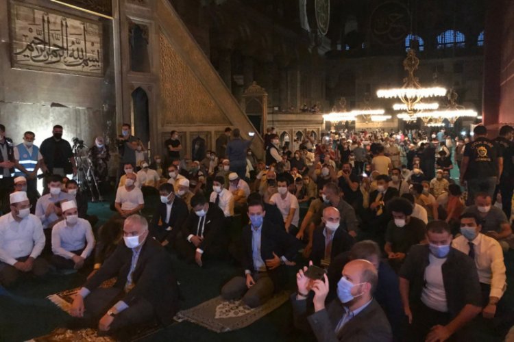 Bakan Ersoy, Prof. Dr. Ahmet Dursun'u anma programına katıldı