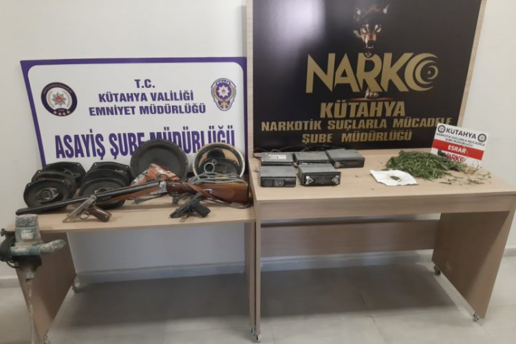 K&uuml;tahya'da uyuşturucu satıcılarına 'şafak' operasyonu: 9 g&ouml;zaltı