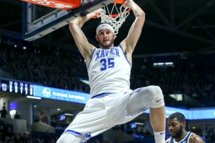 Galatasaray Zach Hankins ile yollarını ayırdıklarını a&ccedil;ıkladı