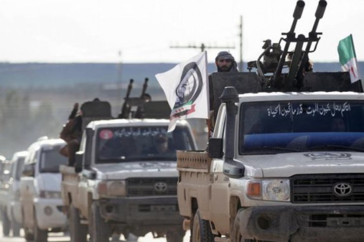 "Suriye'de T&uuml;rkiye destekli gruplar arasındaki &ccedil;atışmalarda siviller &ouml;l&uuml;yor"