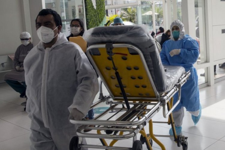Peru'da gece kul&uuml;b&uuml;nde izdiham: 13 &ouml;l&uuml;