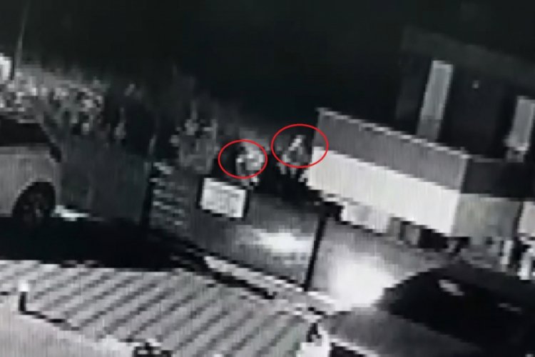 Bursa'da 'paha bi&ccedil;ilemez' hırsızlık anları kamerada!