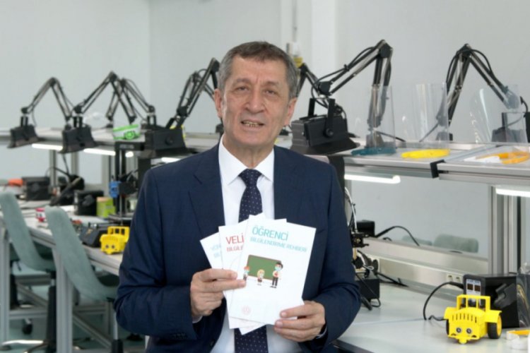 Bakan Sel&ccedil;uk: 60 yaş &uuml;zerindeki &ouml;ğretmenlerimiz i&ccedil;in t&uuml;m kolaylığı sağlayacağız