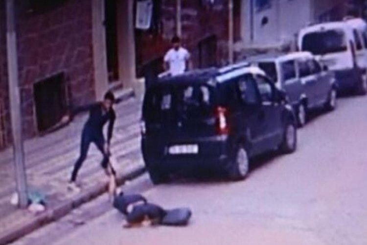 Taciz iddiasına dayak kamerada