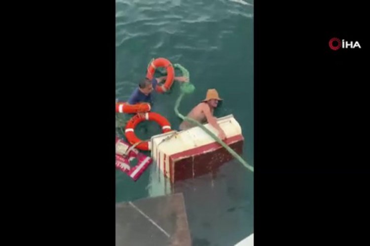 B&uuml;y&uuml;kada a&ccedil;ıklarında tekne battı