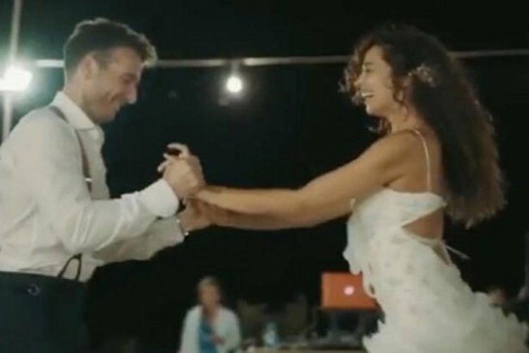 Azra Akın: Seninle her şeye varım ben