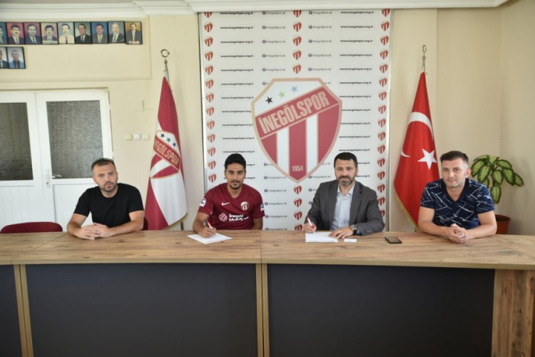 İneg&ouml;lspor, Hacı Mustafa ile s&ouml;zleşme yeniledi