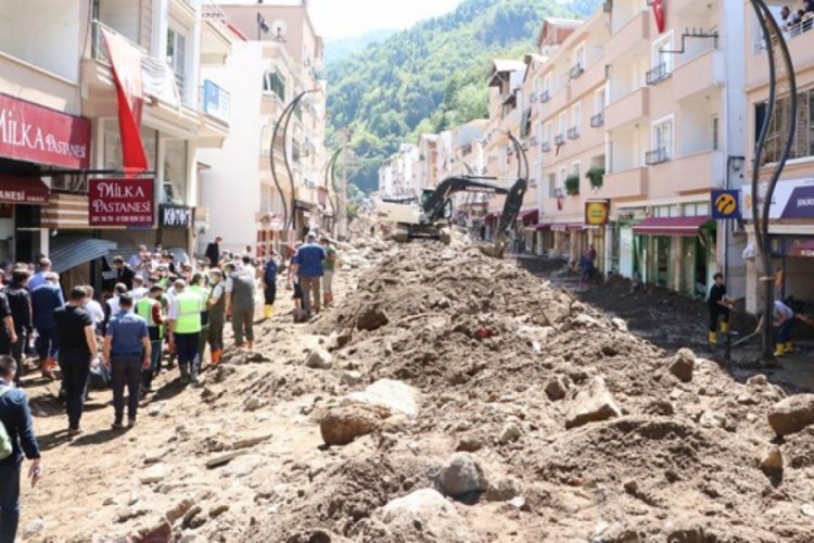Sel felaketinin ardından i&ccedil;me suyu uyarısı