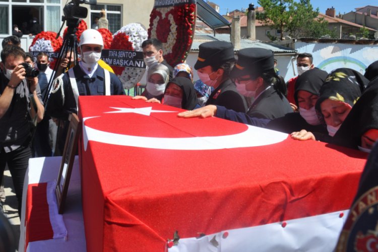 Sel şehidi Uzman &Ccedil;avuş Tok, son yolculuğa uğurlandı