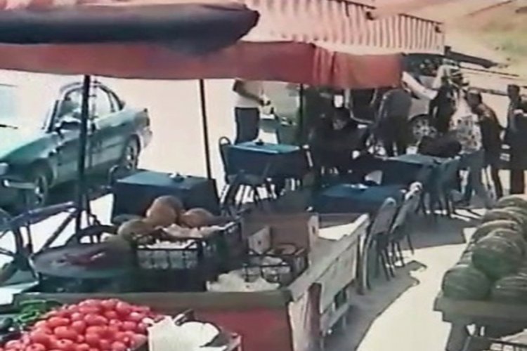 Eski muhtara tekmeli yumruklu saldırı