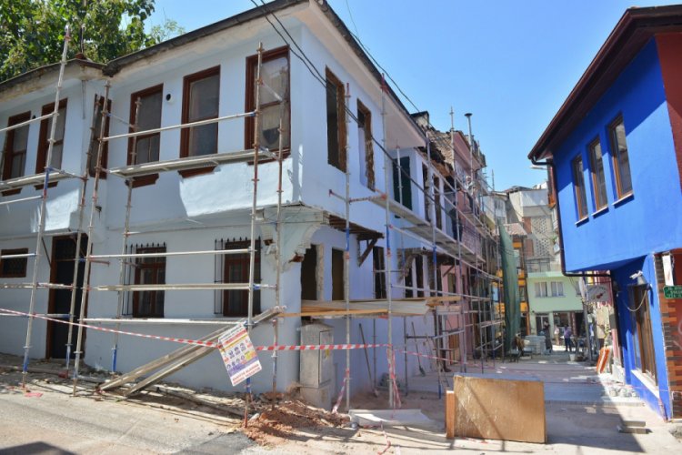 Bursa Yıldırım'da kafeler sokağının çehresi değişiyor