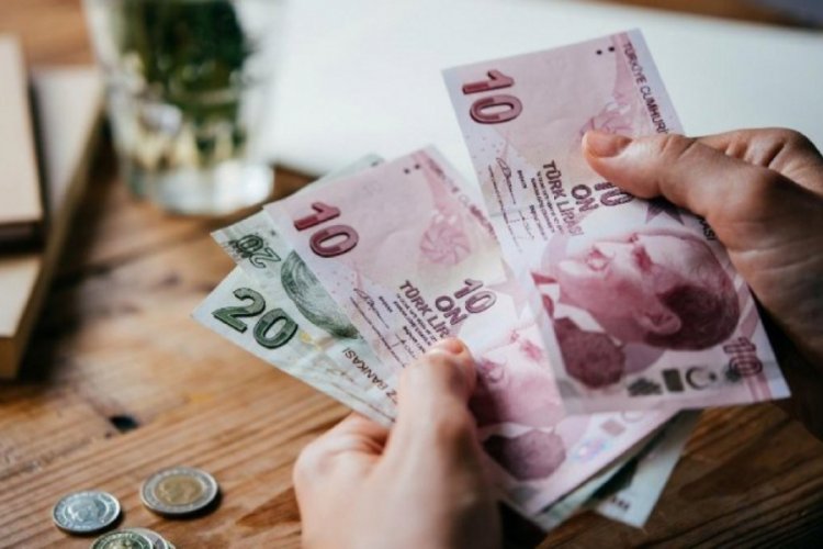 T&uuml;rk-İş "a&ccedil;lık ve yoksulluk sınırı" araştırması sonu&ccedil;larını a&ccedil;ıkladı