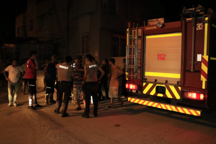 Oturduğu evi kendi elleriyle yaktı Güncel Haberler