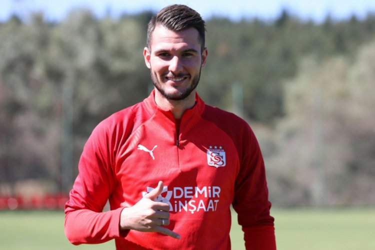 Robin Yal&ccedil;ın, Demir Grup Sivasspor'da