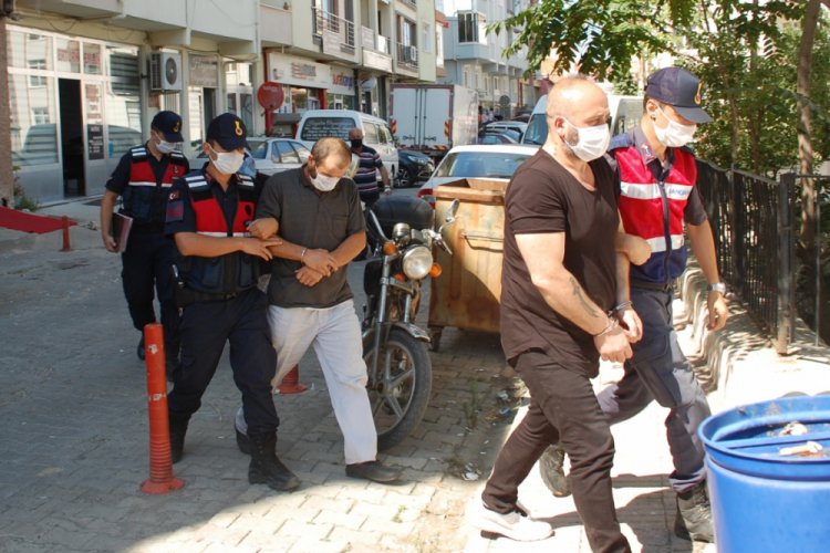 İmam ka&ccedil;ak silah ticaretinden tutuklandı