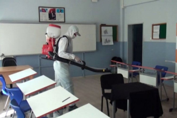 Okullar Covid-19 tedbirleriyle y&uuml;z y&uuml;ze eğitime hazırlanıyor