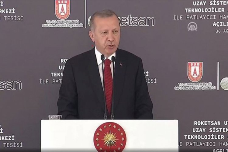 Cumhurbaşkanı Erdoğan, a&ccedil;ılış t&ouml;reninde a&ccedil;ıklamalarda bulundu