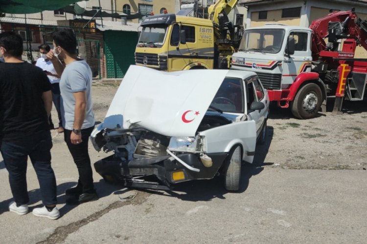 Bursa İneg&ouml;l'de kaza: 2 yaralı
