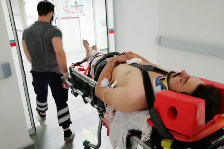 D&uuml;ğ&uuml;nde tartışan komşuların arazi kavgası kanlı bitti: 1 &ouml;l&uuml; 1 yaralı