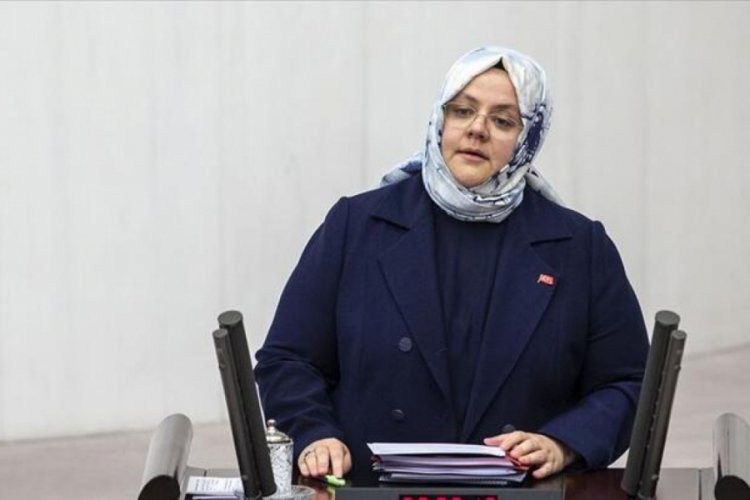 Bakan Sel&ccedil;uk'tan "kısa &ccedil;alışma &ouml;deneği" a&ccedil;ıklaması