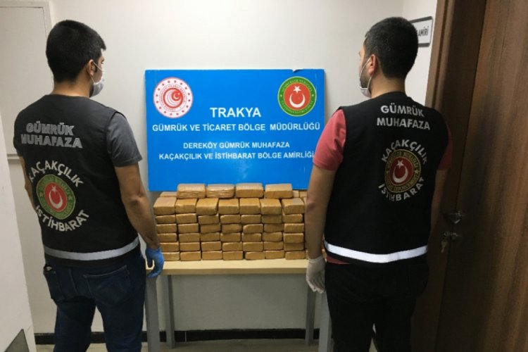 Derek&ouml;y G&uuml;mr&uuml;k Kapısı'nda 50,9 kilo eroin ele ge&ccedil;irildi
