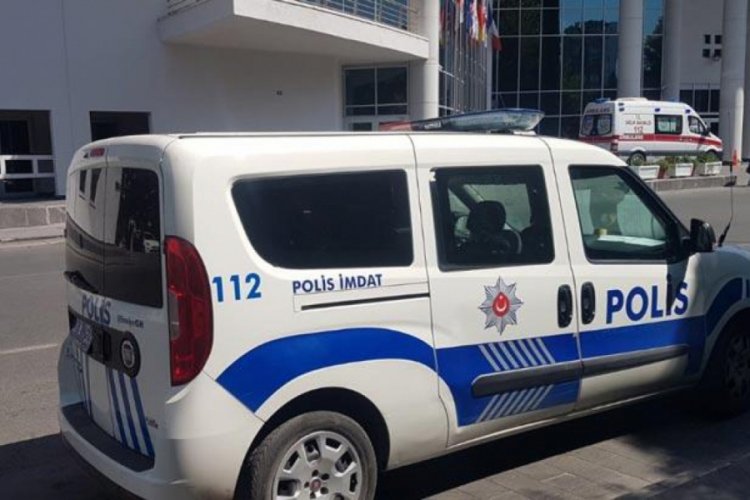 Otel odasında tavana iple asılı cansız bedeni bulundu