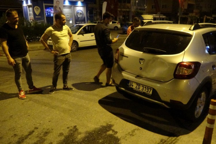 Balayından d&ouml;nen avukat &ccedil;ifte trafikte s&ouml;zl&uuml; silahlı tehdit