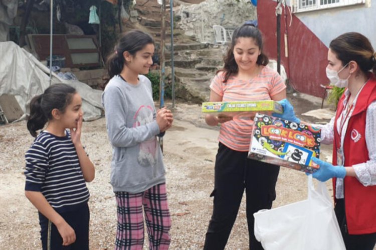Bakan Sel&ccedil;uk: Okul Destek Projesi, evlerde devam edecek