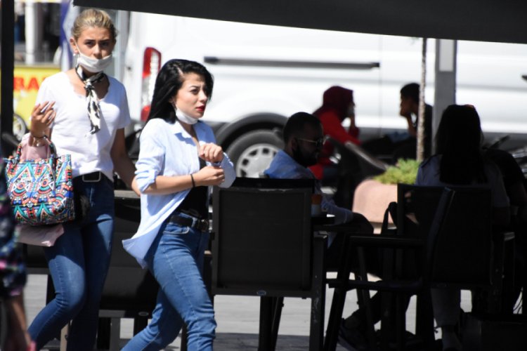 T&uuml;rkiye'de son 24 saatte 1578 yeni vaka!