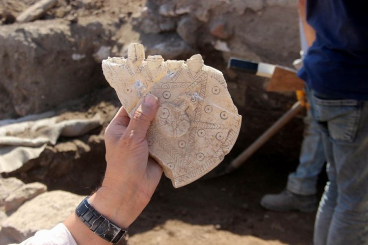 Kayseri'de 4 bin 300 yıl &ouml;nceki inanışları yansıtan eserler g&uuml;n y&uuml;z&uuml;ne &ccedil;ıkıyor