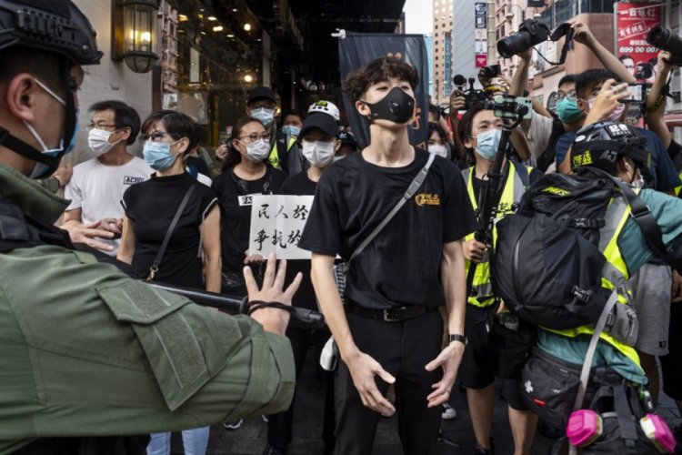 Hong Kong yine karıştı: 289 g&ouml;zaltı
