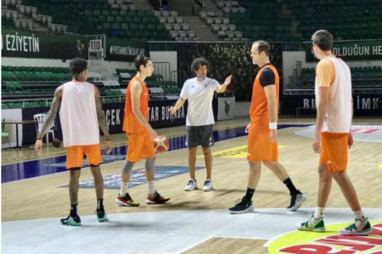 Frutti Extra Bursaspor'un ilk &ouml;zel sınavı İstanbul'da