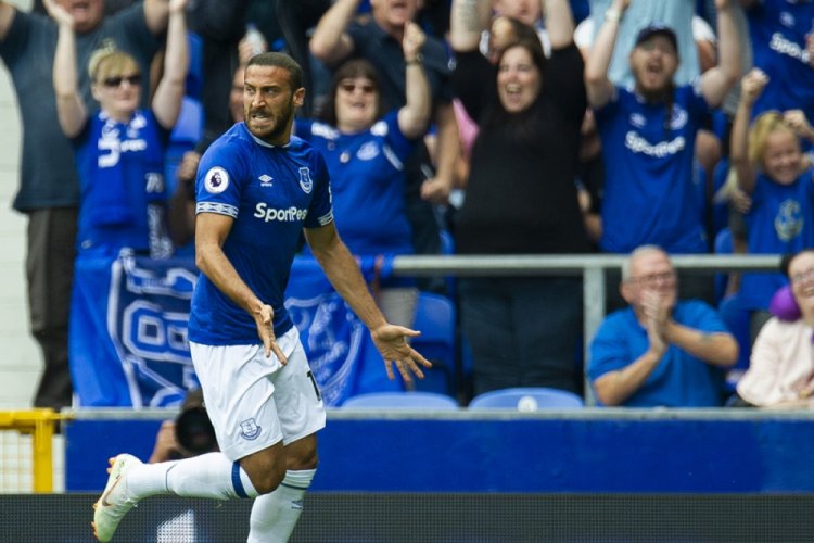 Emre Bel&ouml;zoğlu, Cenk Tosun i&ccedil;in g&ouml;r&uuml;şmelere başladı